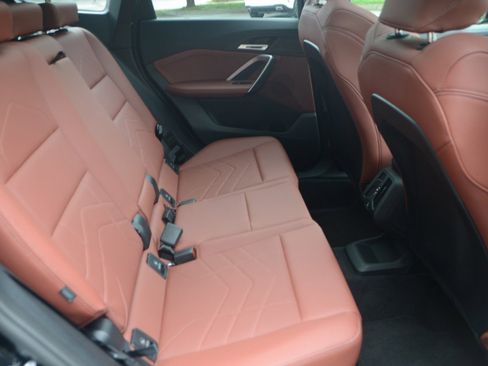 Used 2026 BMW X1 xDrive28i AWD/4WD image 14