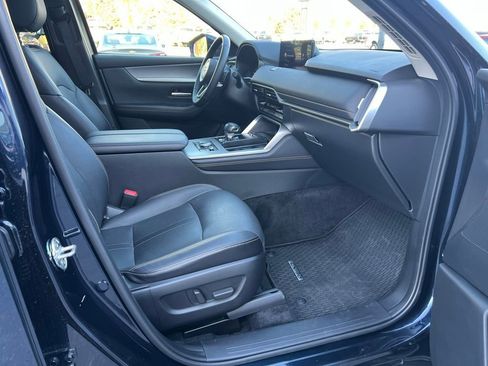 Used 2025 MAZDA CX-90 3.3 Turbo w/ Preferred Package AWD/4WD image 16