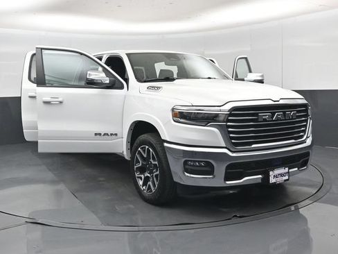 Used 2026 RAM 1500 Laramie AWD/4WD image 57