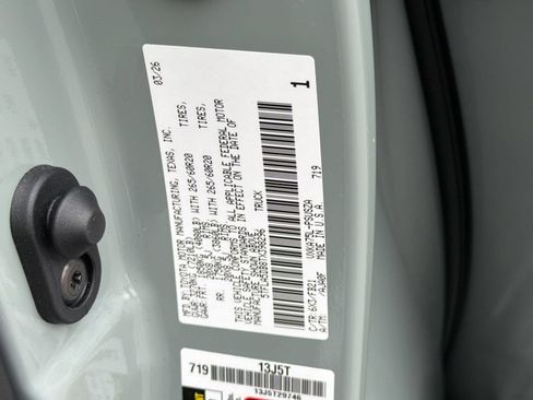 Used 2026 Toyota Tundra SR5 w/ SR5 Convenience Package AWD/4WD image 28