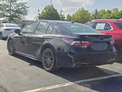 Used 2023 Toyota Camry SE w/ Convenience Package FWD image 5