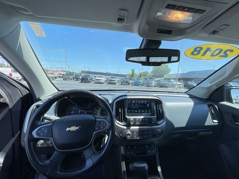 Used 2018 Chevrolet Colorado Z71 AWD/4WD image 11