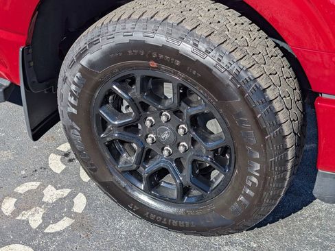 New 2025 Ford F150 XLT w/ Equipment Group 302A MID image 18