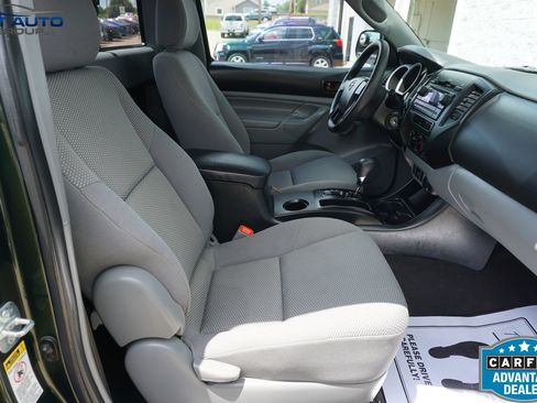 Used 2012 Toyota Tacoma 4x4 Regular Cab image 18