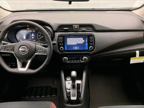 New 2025 Nissan Versa SR w/ Trunk Package image 5