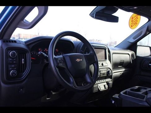 Used 2022 Chevrolet Silverado 1500 Custom w/ LPO, Dark Essentials Package AWD/4WD image 15