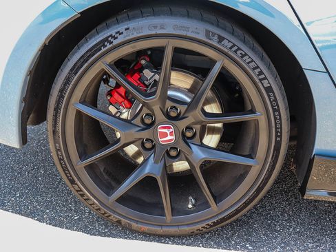 Used 2024 Honda Civic Type R image 8