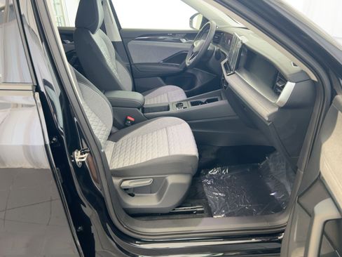 New 2026 Volkswagen Tiguan S image 29