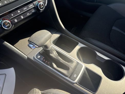 Used 2019 Kia Optima S w/ S Panoramic Sunroof Package image 24