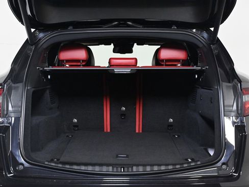 Used 2022 Alfa Romeo Stelvio Sprint image 22