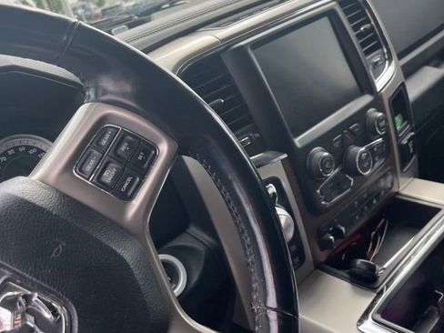 Used 2015 RAM 1500 Laramie w/ Convenience Group AWD/4WD image 7