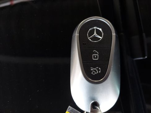Used 2023 Mercedes-Benz C 300 Sedan image 28