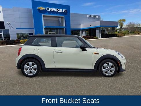 Used 2015 MINI Cooper 2-Door Hardtop image 23