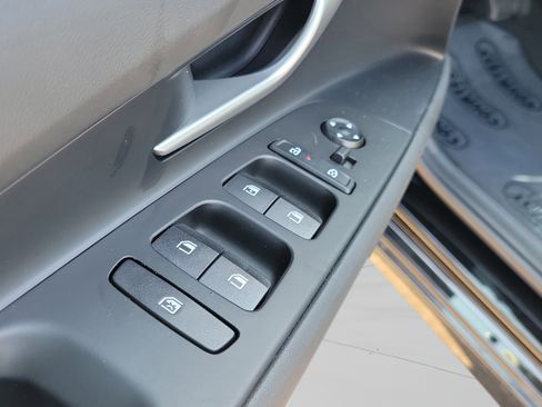 New 2026 Hyundai Elantra SE image 29