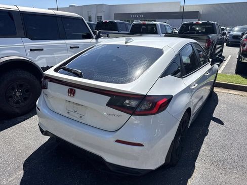 Used 2025 Honda Civic Sport image 17