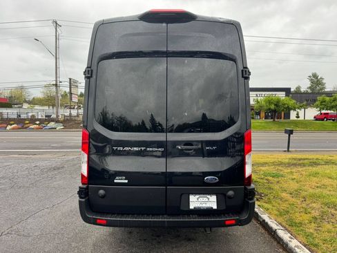 Used 2022 Ford Transit 350 XLT AWD/4WD image 11