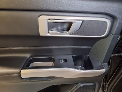 Used 2023 Ford Explorer XLT w/ Equipment Group 202A image 23