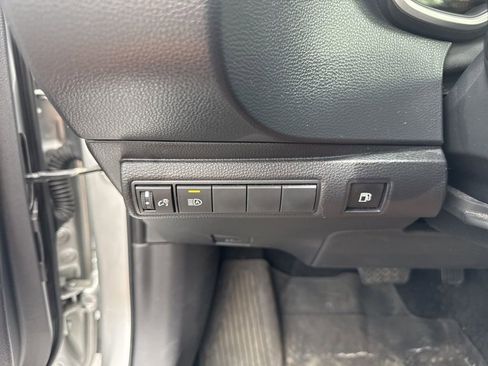 Used 2025 Toyota Corolla XLE image 9