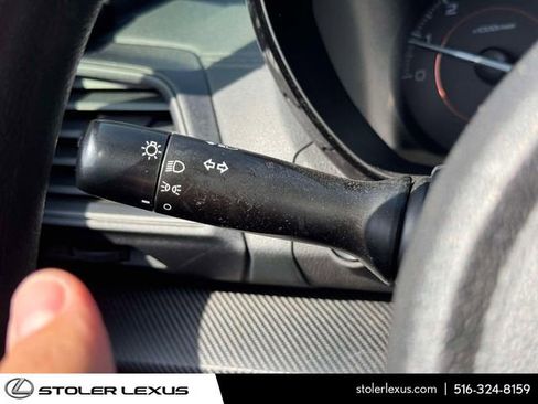 Used 2019 Subaru Crosstrek 2.0i w/ Eyesight System image 25