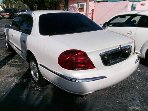 Used 1998 Lincoln Continental FWD image 12
