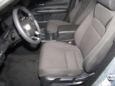 Certified 2025 Honda CR-V LX image 8