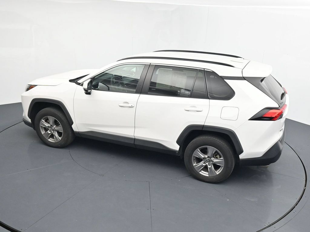 Used 2024 Toyota RAV4 XLE AWD/4WD image 13