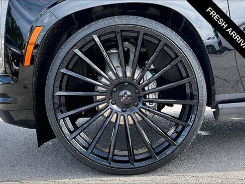 Used 2025 Cadillac Escalade Sport w/ Touring Package AWD/4WD image 35