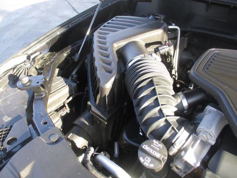 Used 2021 Cadillac XT6 Premium Luxury image 26