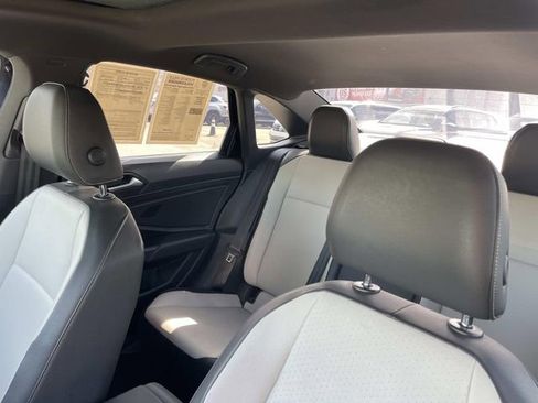 Used 2020 Volkswagen Jetta R-Line FWD image 20