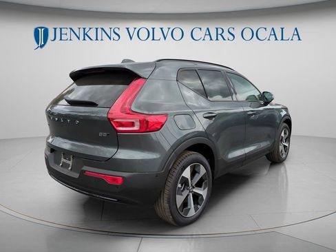 New 2026 Volvo XC40 B5 Plus w/ Protection Package Premier AWD/4WD image 3