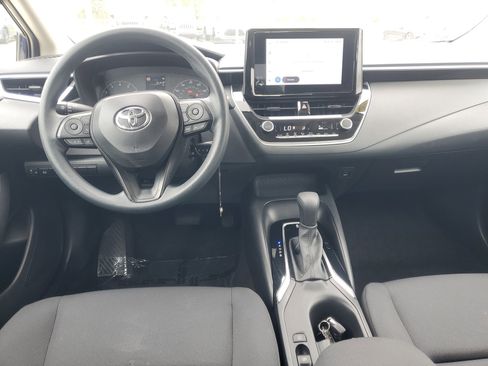 Used 2024 Toyota Corolla LE image 10