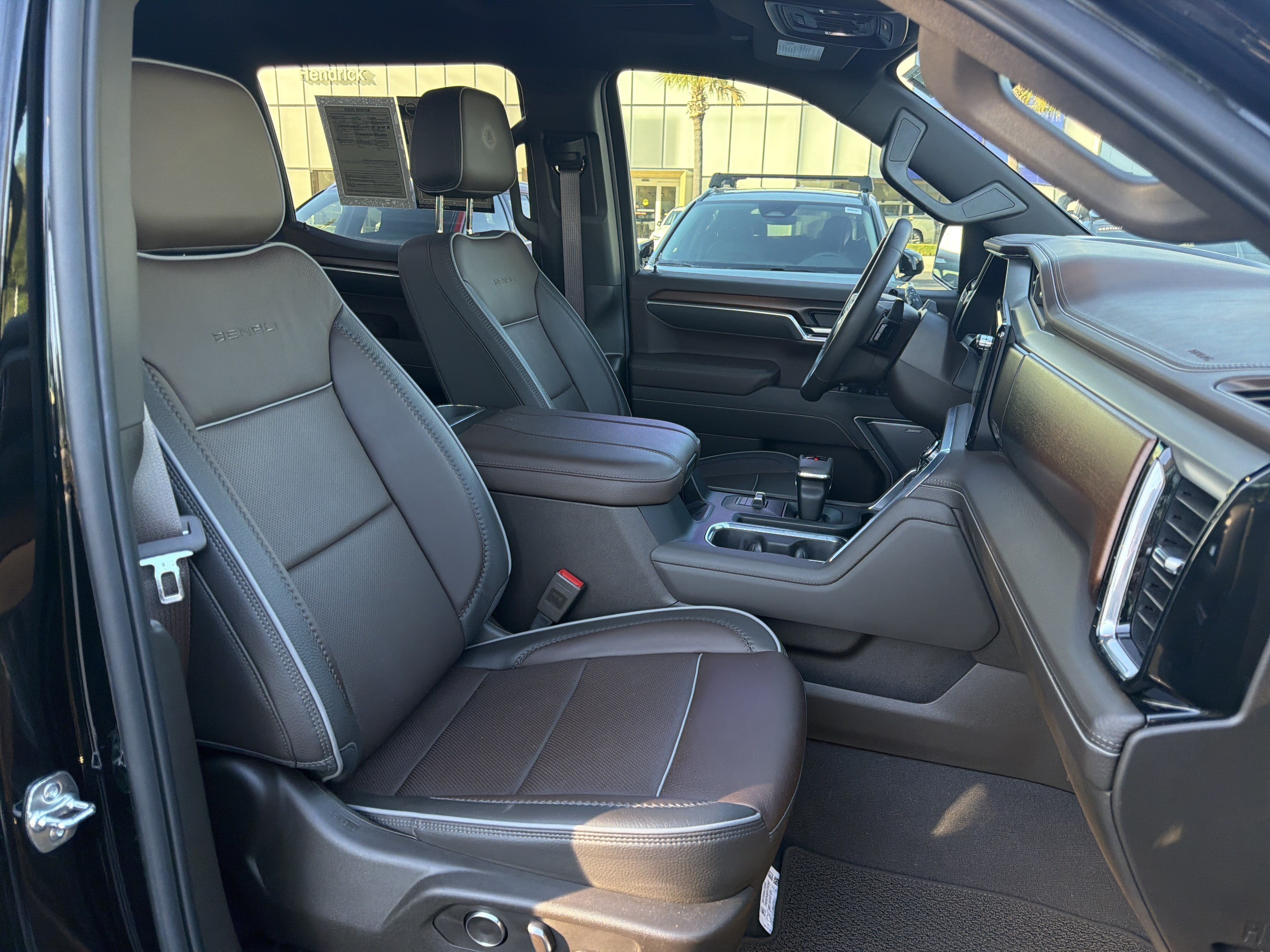 Used 2025 GMC Sierra 1500 Denali AWD/4WD image 35