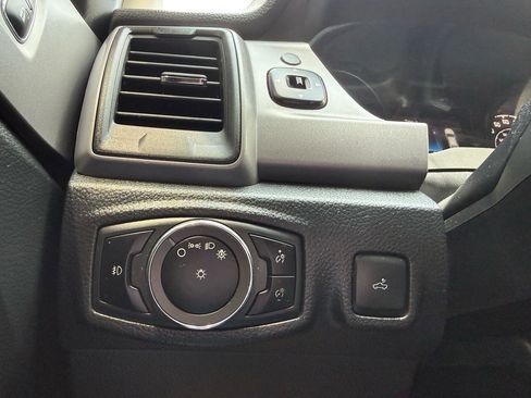 Used 2023 Ford Ranger XL w/ Equipment Group 101A High RWD image 23