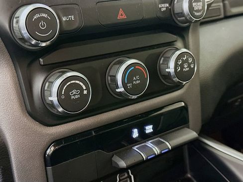 Certified 2022 RAM 1500 Big Horn AWD/4WD image 25