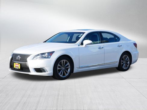 Used 2014 Lexus LS 460 AWD image 3