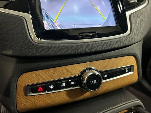 Certified 2023 Volvo XC90 B6 Plus w/ Protection Package Premier AWD/4WD image 15