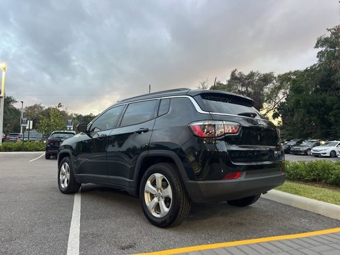 Used 2021 Jeep Compass Latitude image 17