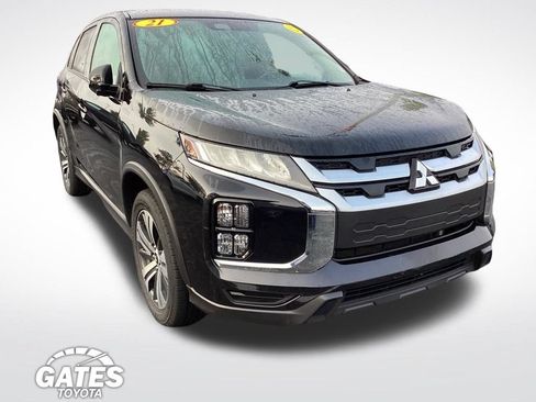 Used 2021 Mitsubishi Outlander Sport SE FWD image 1