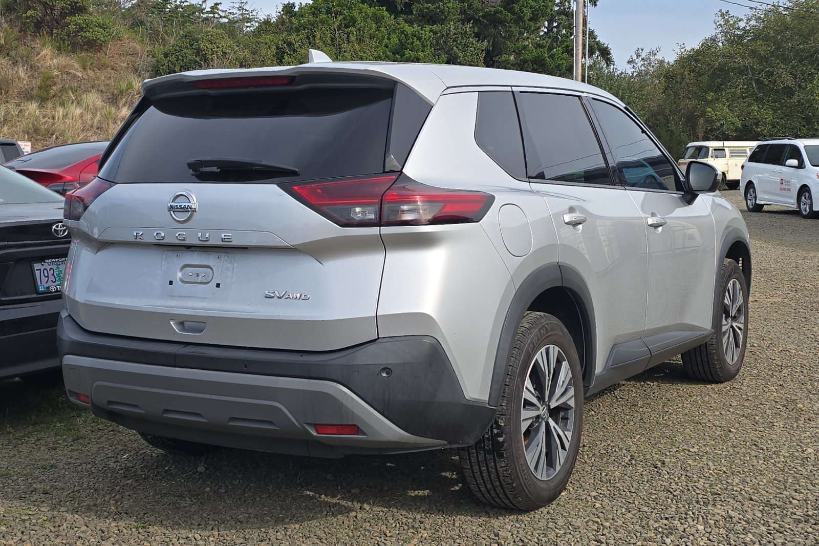 Used 2021 Nissan Rogue SV AWD/4WD image 5