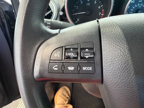 Used 2010 MAZDA MAZDA3 i Touring image 14