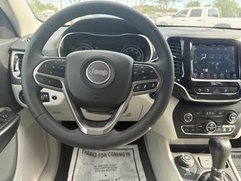 Used 2022 Jeep Cherokee Limited AWD/4WD image 26