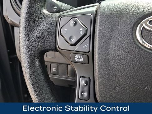Used 2021 Toyota Tacoma SR AWD/4WD image 7