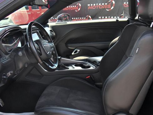 Used 2022 Dodge Challenger R/T w/ Plus Package RWD image 17