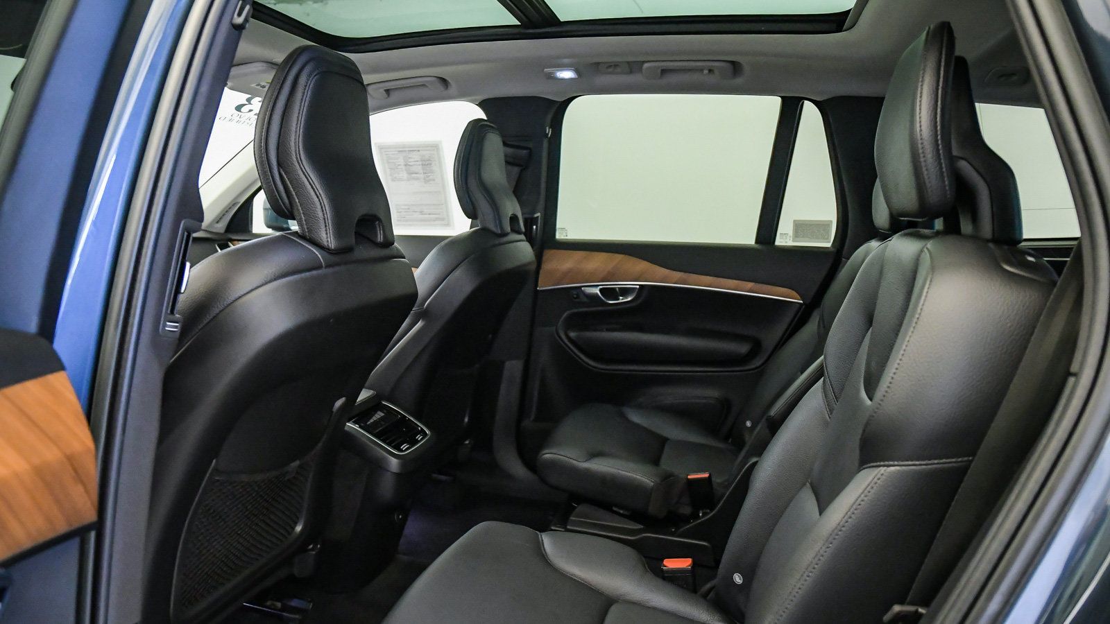 Certified 2023 Volvo XC90 B6 Plus w/ Protection Package Premier AWD/4WD image 19