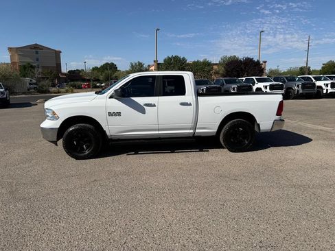 Used 2017 RAM 1500 Classic SLT AWD/4WD image 8