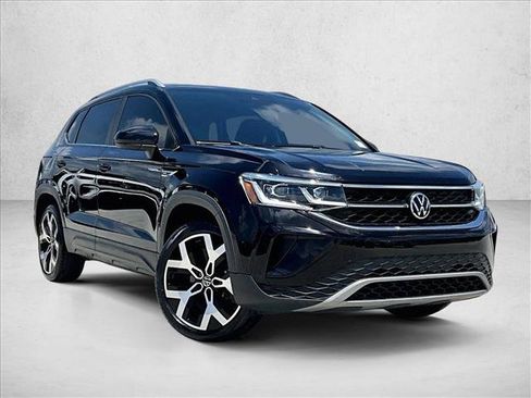 Used 2022 Volkswagen Taos SEL AWD/4WD image 12