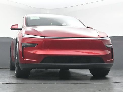 Used 2026 Tesla Model Y Long Range RWD image 47