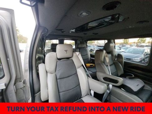 Used 2020 Chevrolet Express 2500 w/ Enhanced Convenience Package image 24