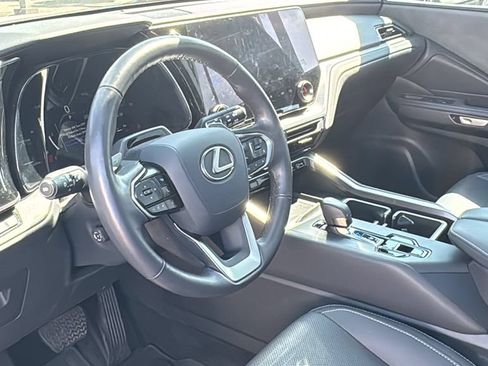 Used 2025 Lexus TX 350 FWD w/ Technology Package image 18