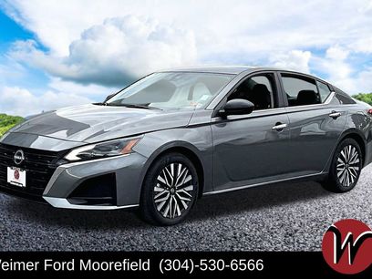 Used 2024 Nissan Altima 2.5 SV